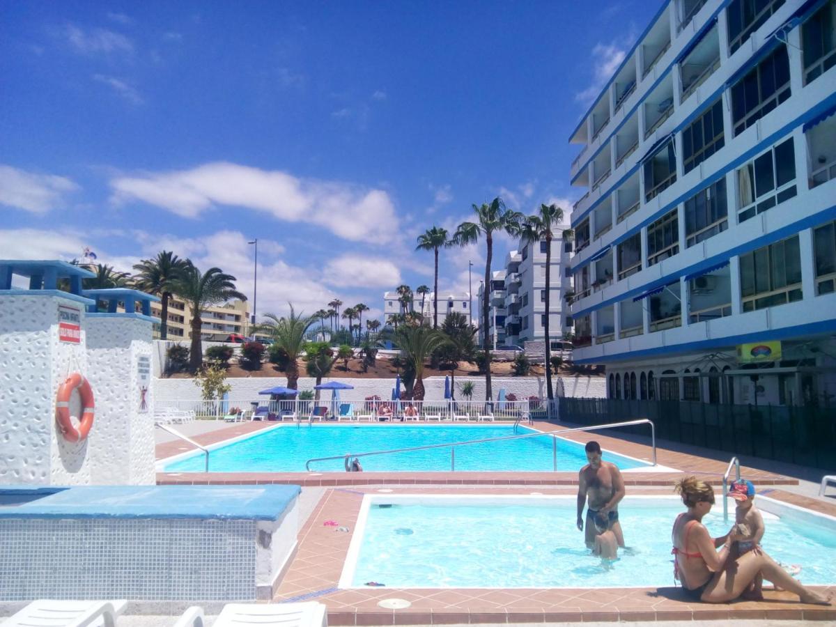 5 Min Walk From Yumbo! 128 Apartamento